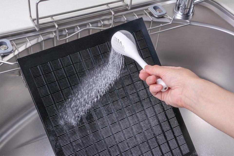 無駄がなく効率的。ササッ！とまぶせるお掃除粉ふるい