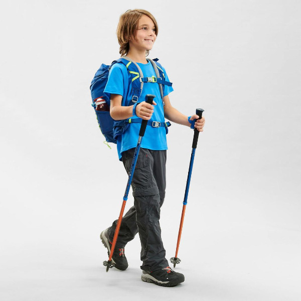 鮮やかなカラー。登山やハイキングにもぴったり