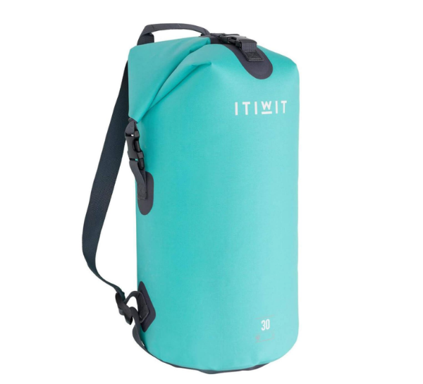 PU（ポリウレタン）コーティングと、TPUラミネート加工600Dポリエステル素材を使用しているので、耐久性にも優れています1