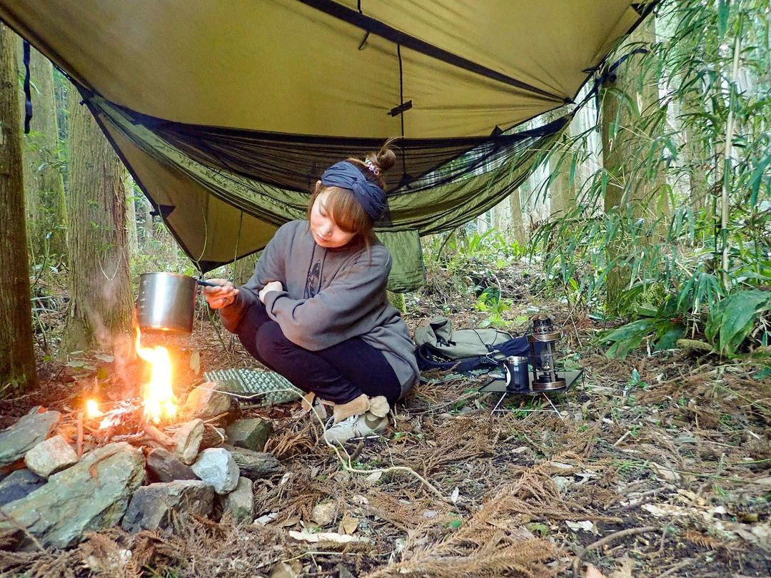 ステンレスクッカーセットでキャンプ飯もスマートに