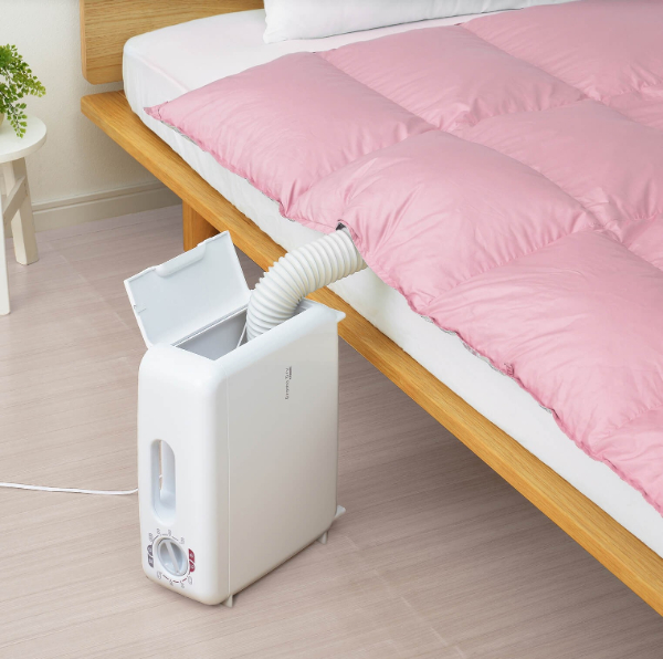 ツインバード さしこむだけのふとん乾燥機 アロマドライ