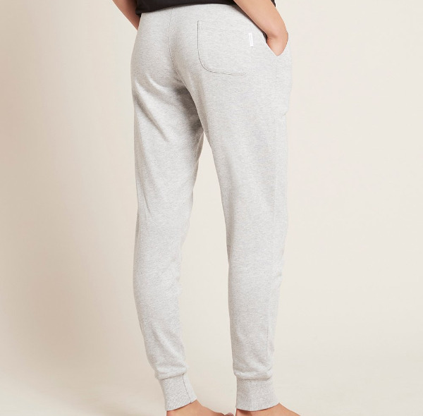 機能的なつくりがジムや野外のワークアウトにピッタリ