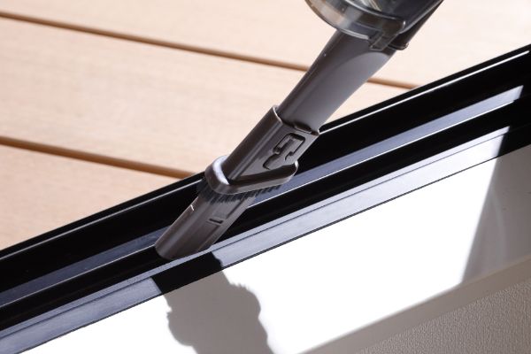 充実の付属アタッチメント。あらゆる場所におすすめの便利なクリーナー