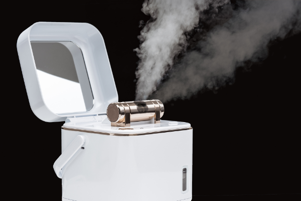 ダブルスチームがお顔全体を優しく包む