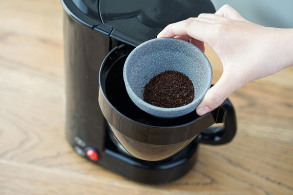 紙フィルターの代わりにコーヒーメーカーでも使える