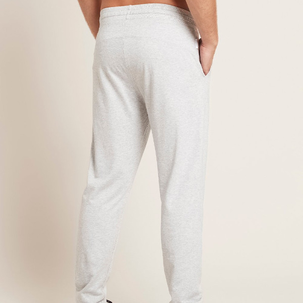 竹から生まれたビスコース繊維を使用した高機能スウェット