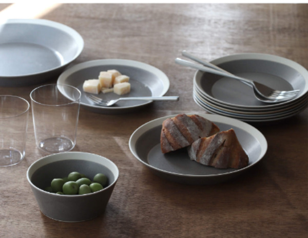 全色揃えたくなるおしゃれなカラー展開も魅力