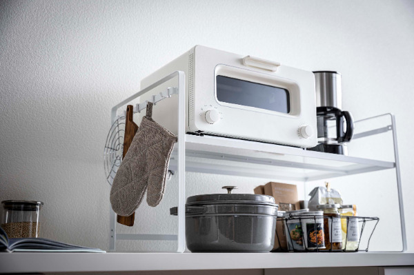 収納する物にあわせて高さ調節が可能