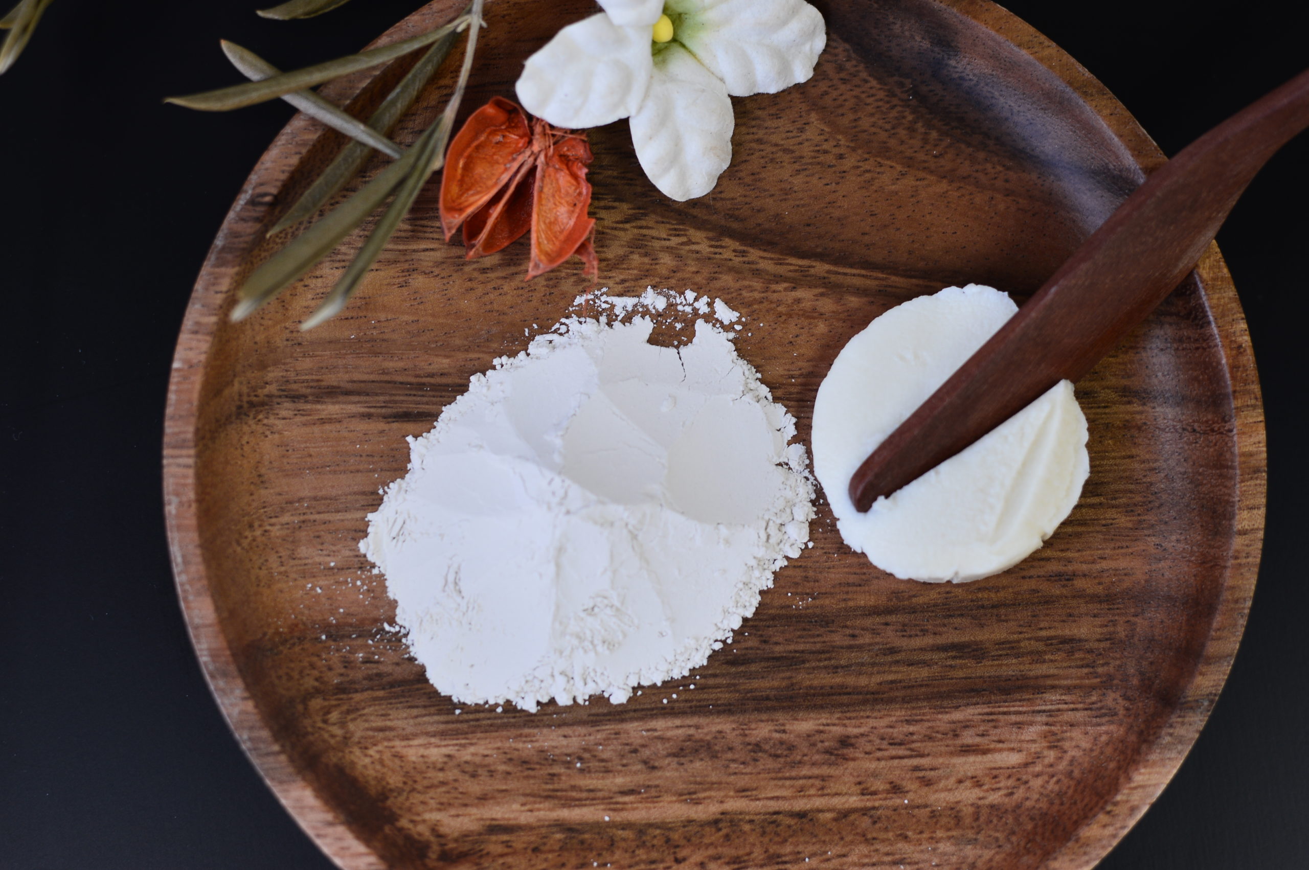 毎日の洗顔は、生で潤う。