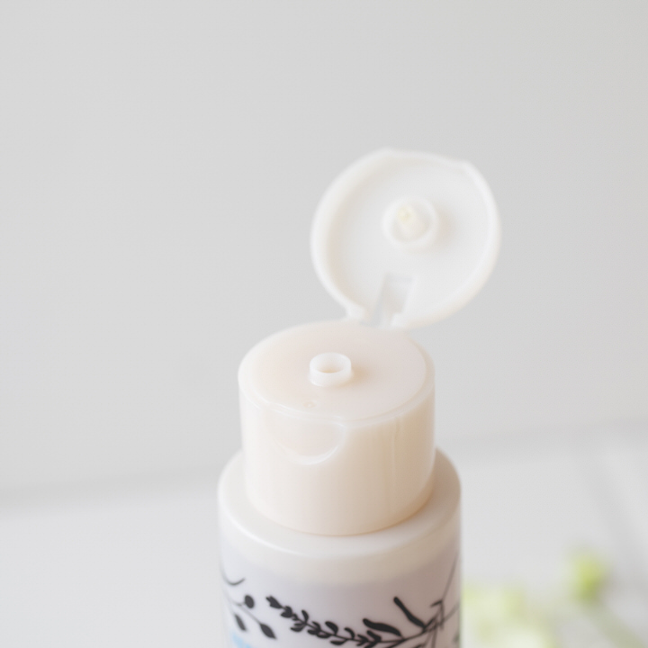 ハーバルリシャインシャンプー_キャップ