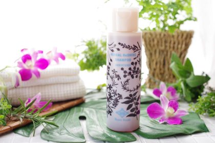 優しいシャンプーで髪と頭皮に思いやり