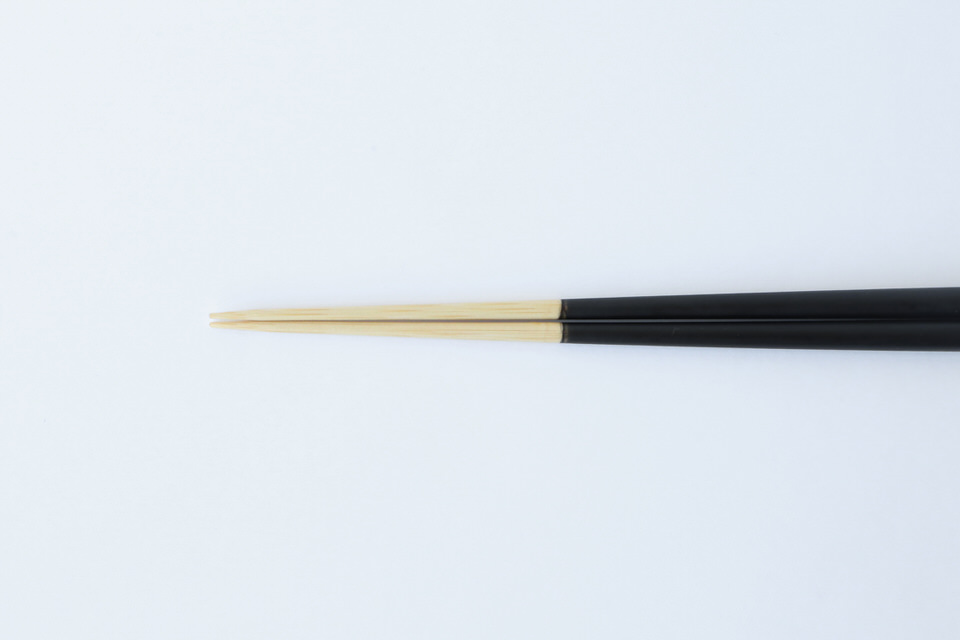 水に強い竹は軽くて持ちやすい