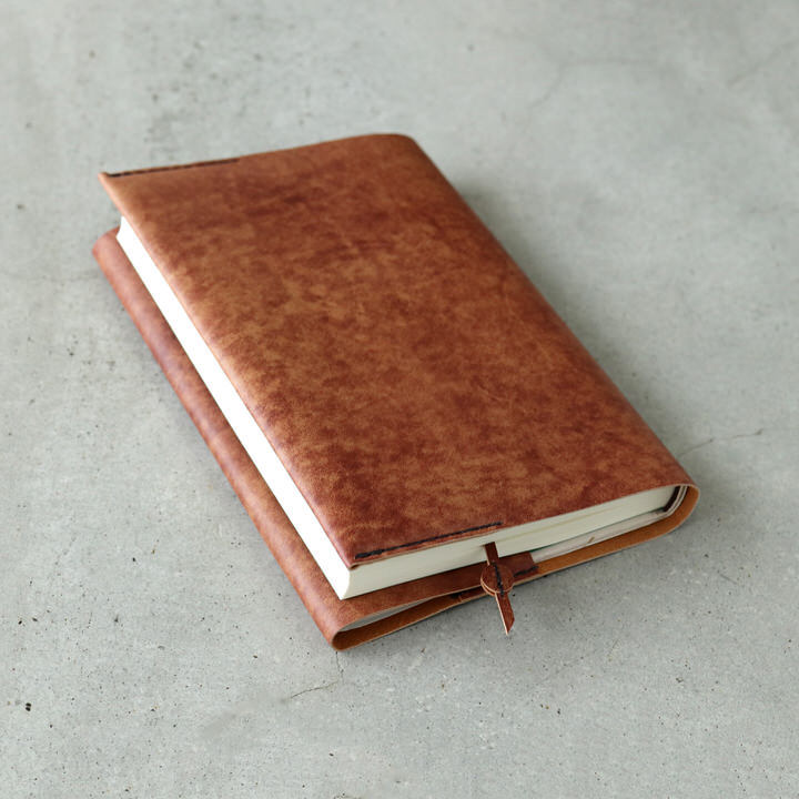 ナチュラルなアインティークブラウン