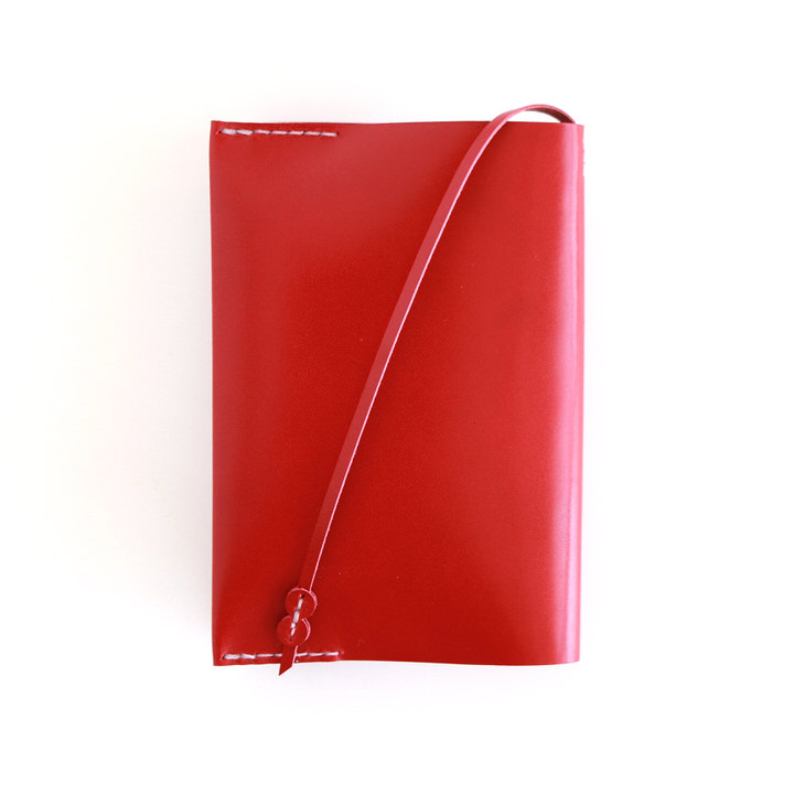 読書タイムを彩るKAKURAのカバー