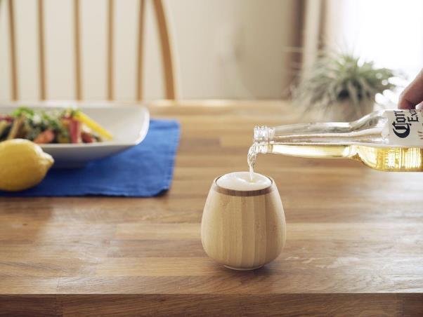 お酒の香りを損なわない形状