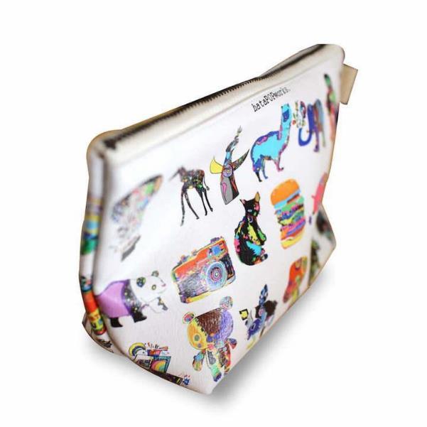 おしゃれなポーチだからプレゼントにも