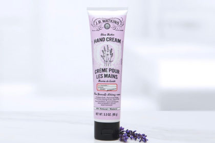 ハンドクリームは香水代わりにも