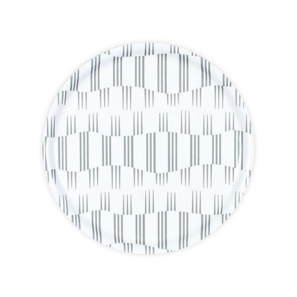 オーロラが煌めくトレイ