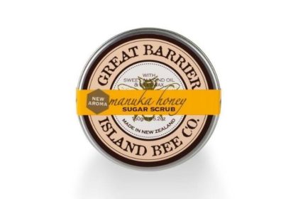 すべすべ肌を目指すマヌカハニーのボディスクラブ