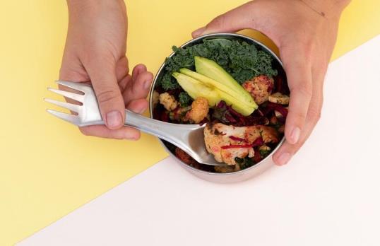 お弁当にもアウトドアにも便利なスポーク