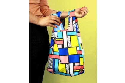 ペットボトルから生まれたKIND BAGのエコバッグ