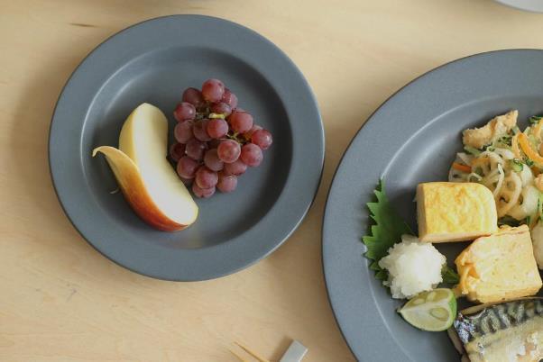 おうちごはんを楽しくするリムプレート