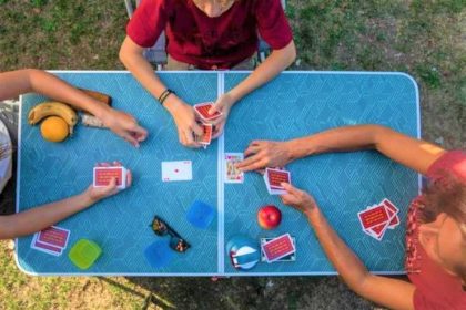 お庭キャンプにぴったりなQUECHUA（ケシュア）のテーブル