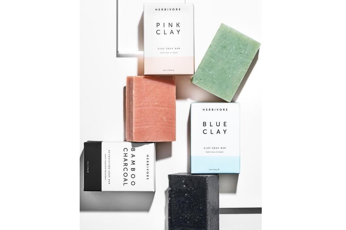 オリーブオイルをたっぷり配合。やさしい香りの石鹸