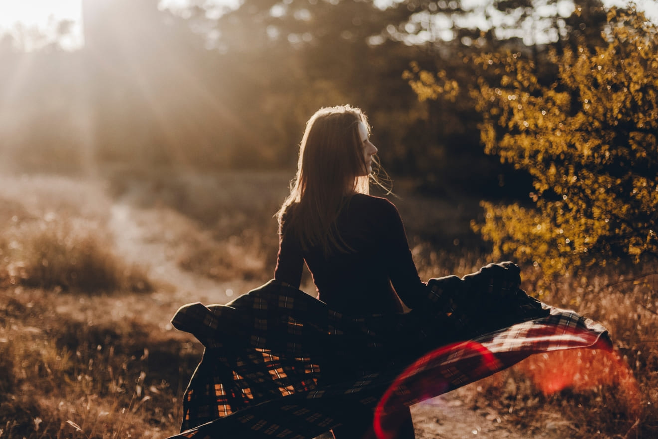 秋は涙活でメンタルケア！季節の変わり目に試したい3つの方法