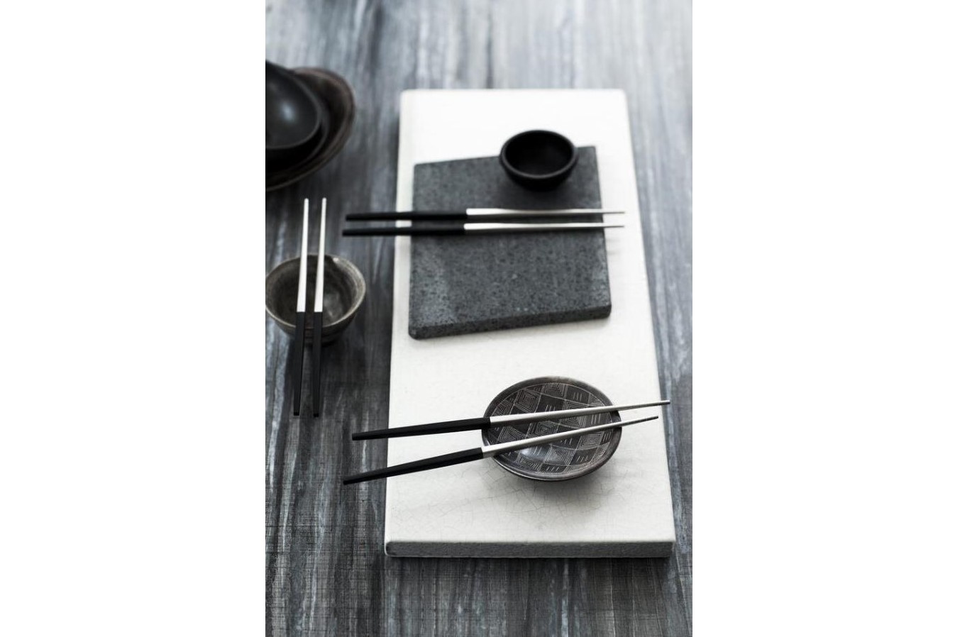 食卓をエレガントに彩るデザイン箸