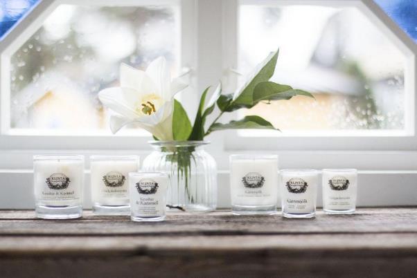 肌をケアするマッサージキャンドル