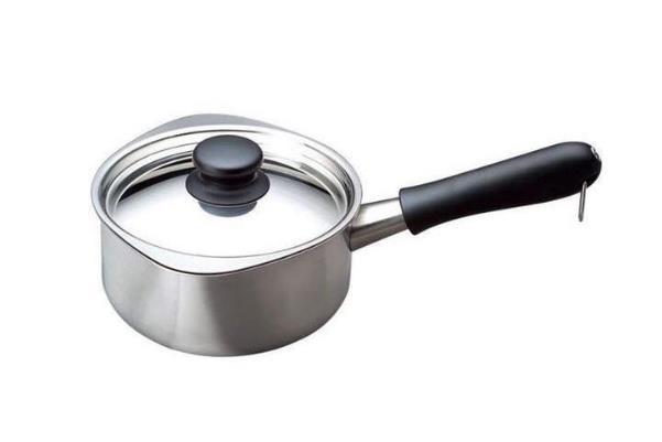 機能美と洗練されたデザイン。柳宗理のミルクパンと両手鍋