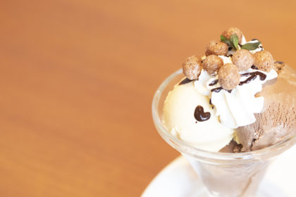 パフェに見つけたちいさなハート