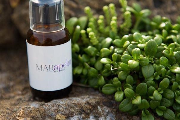 国産にこだわったスキンケアコスメブランド「MAR apelar(マールアペラル)」の月桃とどくだみの美容液