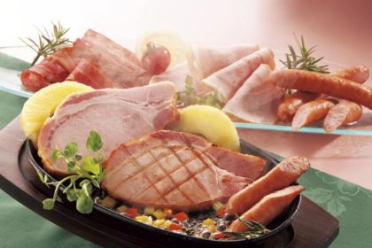 こだわりの食べ物が詰まったギフトカタログを贈り物に