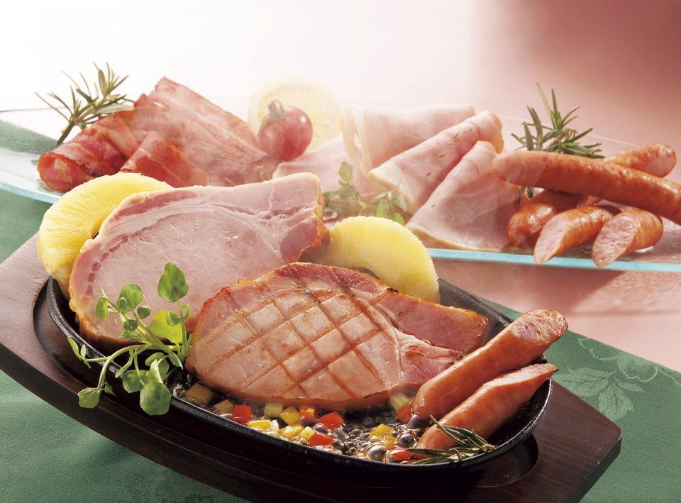 こだわりの食べ物が詰まったギフトカタログを贈り物に