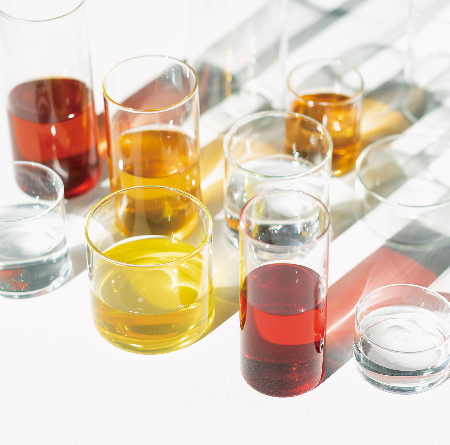 飾り気のないミニマムさが使い方次第で表情を変える、BOROSILのガラスウェア