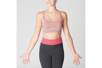 ブラトップでお家ヨガ