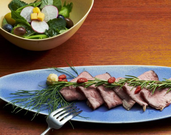 おしゃれな食器で食卓を演出しませんか