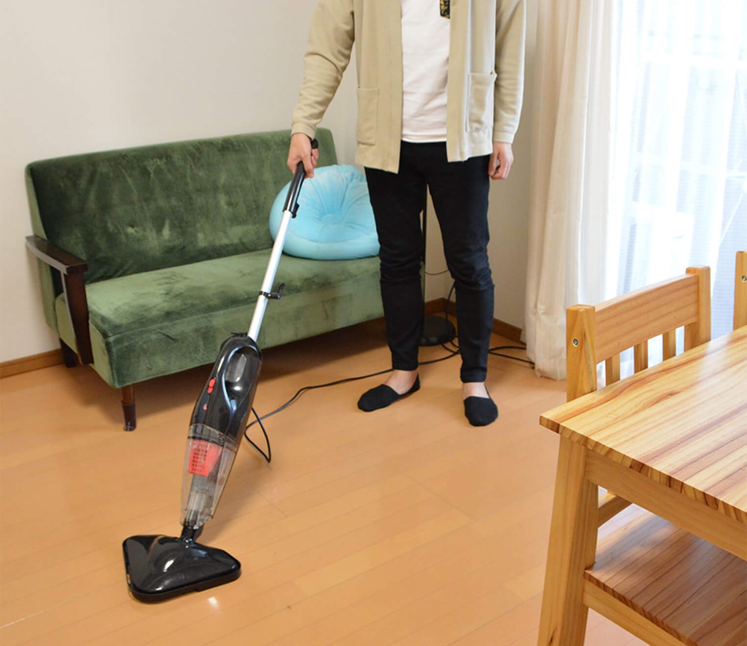 1台で汚れがすっきり落ちる。スチーム掃除機でおうちをきれいに