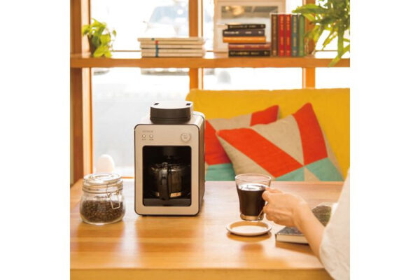 sirocaのコンパクトなコーヒーメーカー