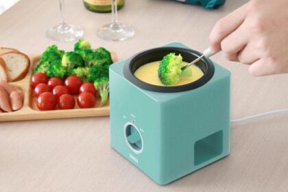 フォンデュ鍋で簡単チーズフォンデュ