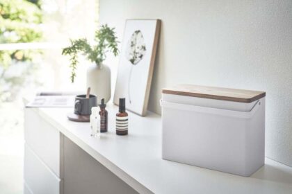 Yamazakiのおしゃれな救急箱