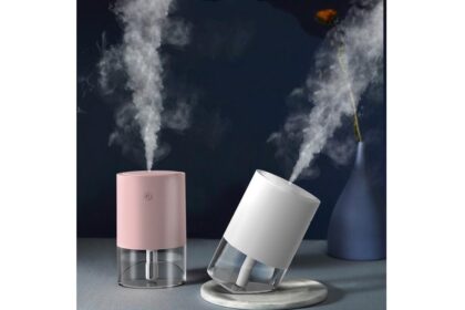 コードレスでパワフルな卓上加湿器