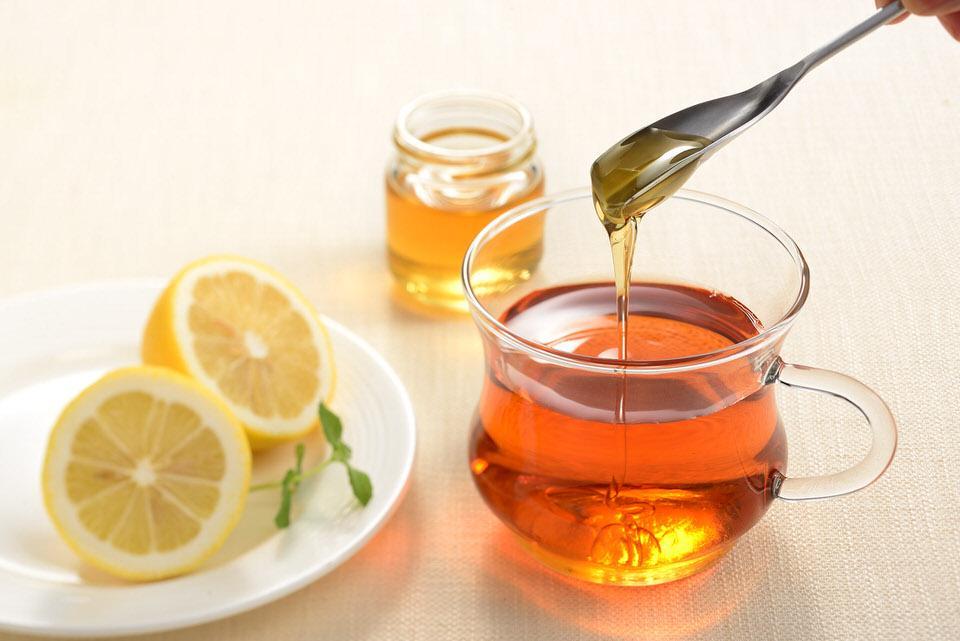 すくいやすくてピタッと切れるはちみつスプーン