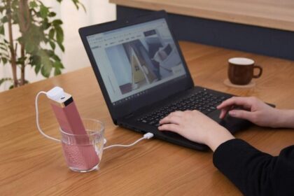 コンパクトなコードレス加湿器