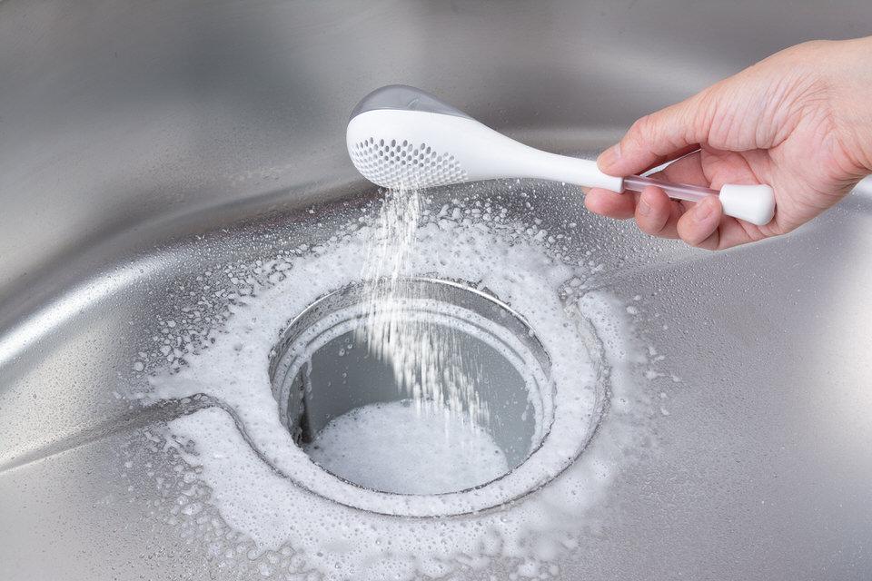 シンクの排水溝掃除が楽々！便利なお掃除ツールを紹介