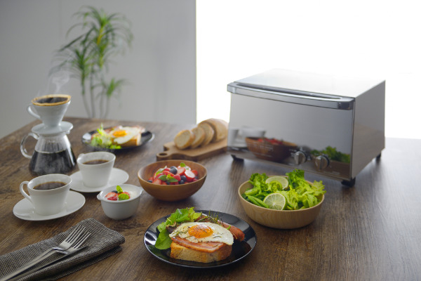 ツインバードのミラーガラスオーブントースター