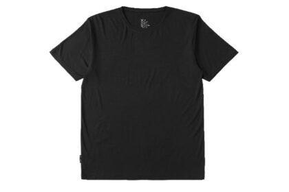 シンプルなのにおしゃれ。BOODYのメンズクルーネックTシャツ