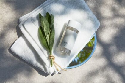 化粧水後にはnorkaのオーガニックセラム。1本で済むのにしっかり効果、頼れるスキンケアコスメ